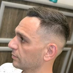 Barber Vahan Lazaryan